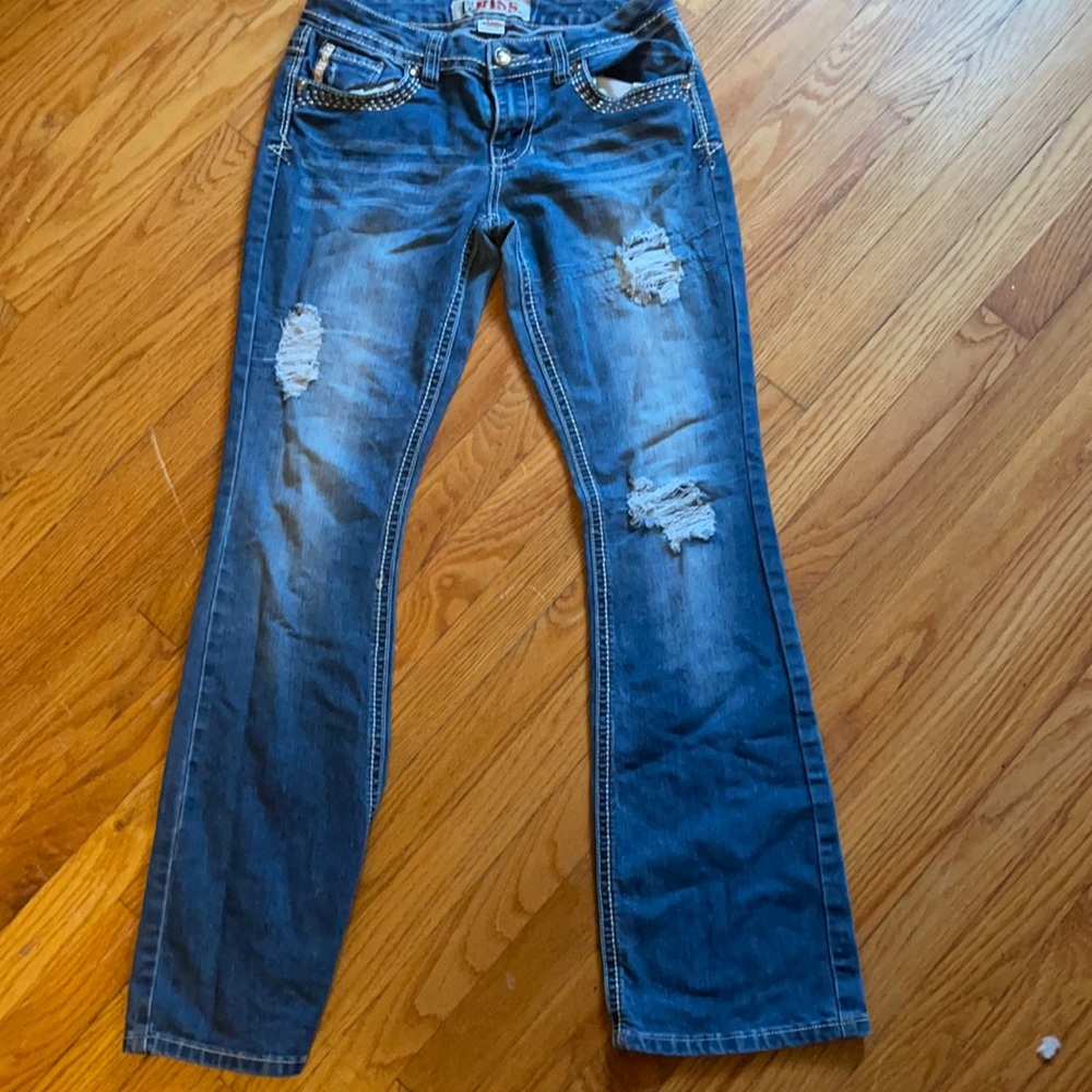 Blue ripped flare/mom jeans